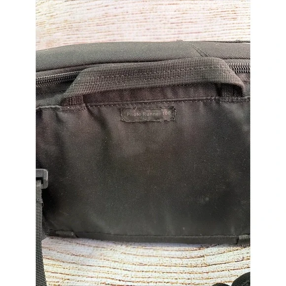 Lowepro Photo Runner 100 DSLR Camera Convertible Shoulder Waist Belt Bag Black - Picture 4 of 6